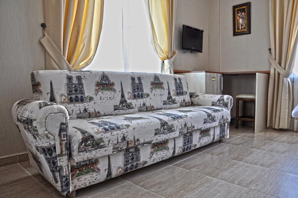 Golden Stone Butik Otel Çeşme الغرفة الصورة