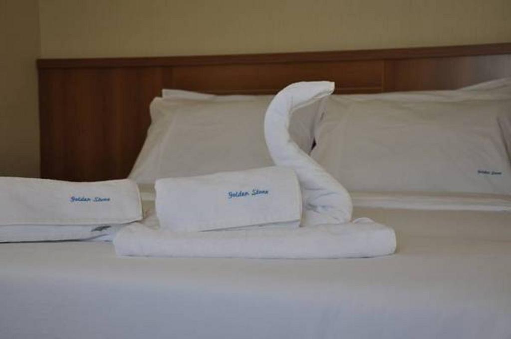 Golden Stone Butik Otel Çeşme الغرفة الصورة
