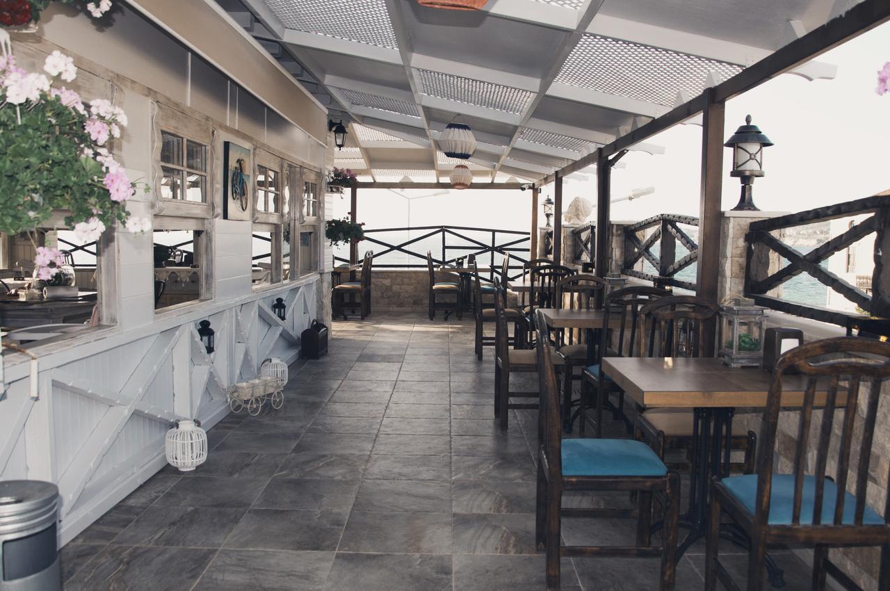 Golden Stone Butik Otel Çeşme المظهر الخارجي الصورة