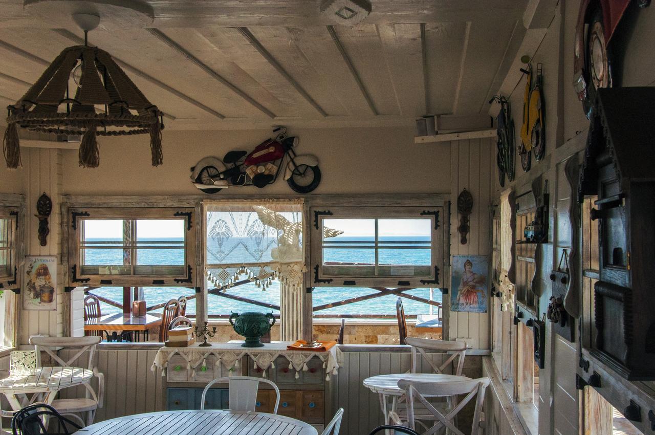 Golden Stone Butik Otel Çeşme المظهر الخارجي الصورة
