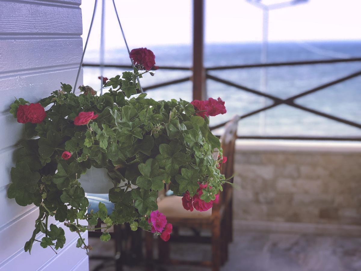 Golden Stone Butik Otel Çeşme المظهر الخارجي الصورة